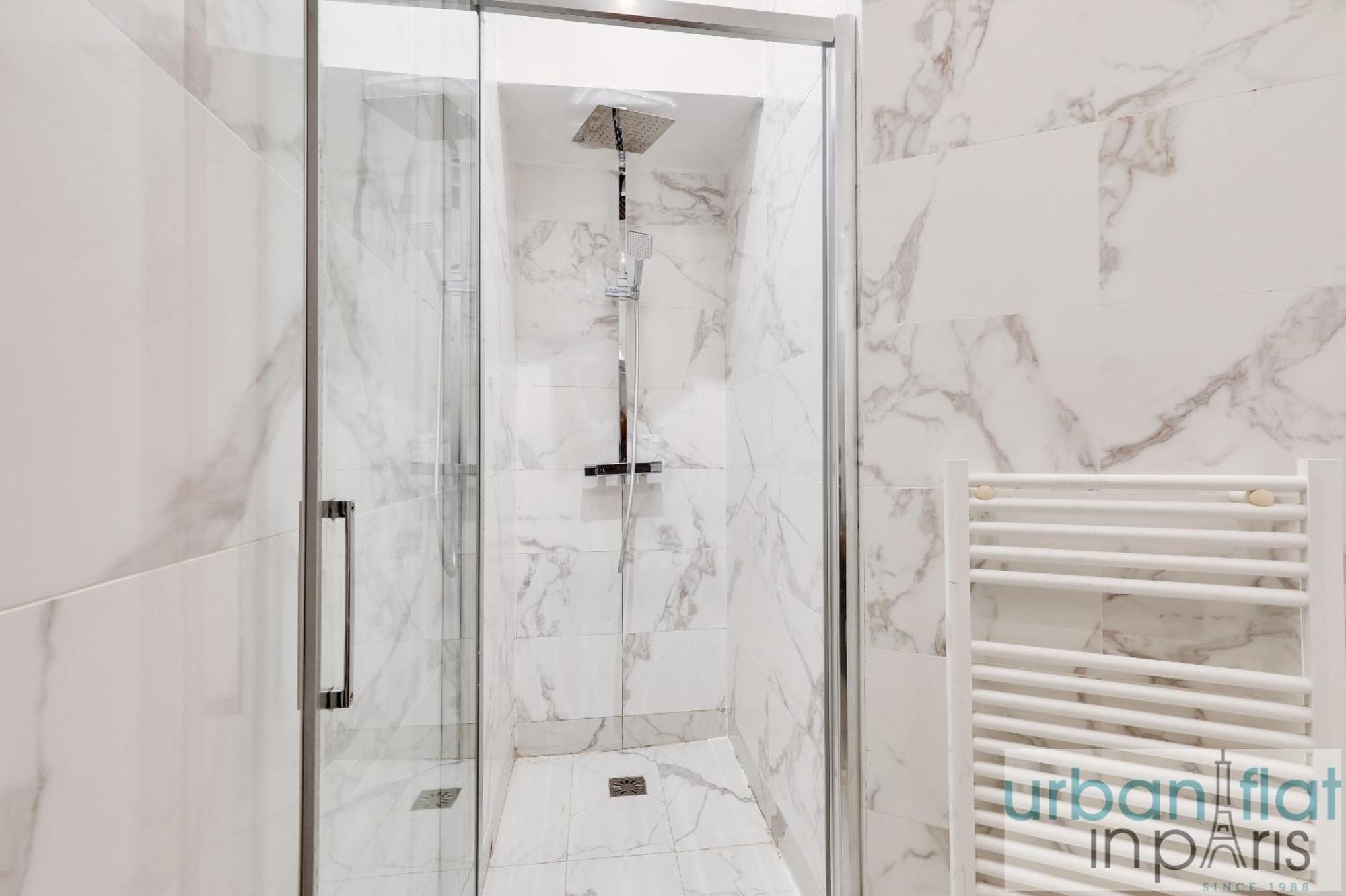 Apartamento 62 - Beautiful Triangle D- 100m From Champs-elysees *